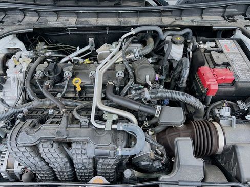 Used 2025 Nissan Altima 2.5 SV image 29