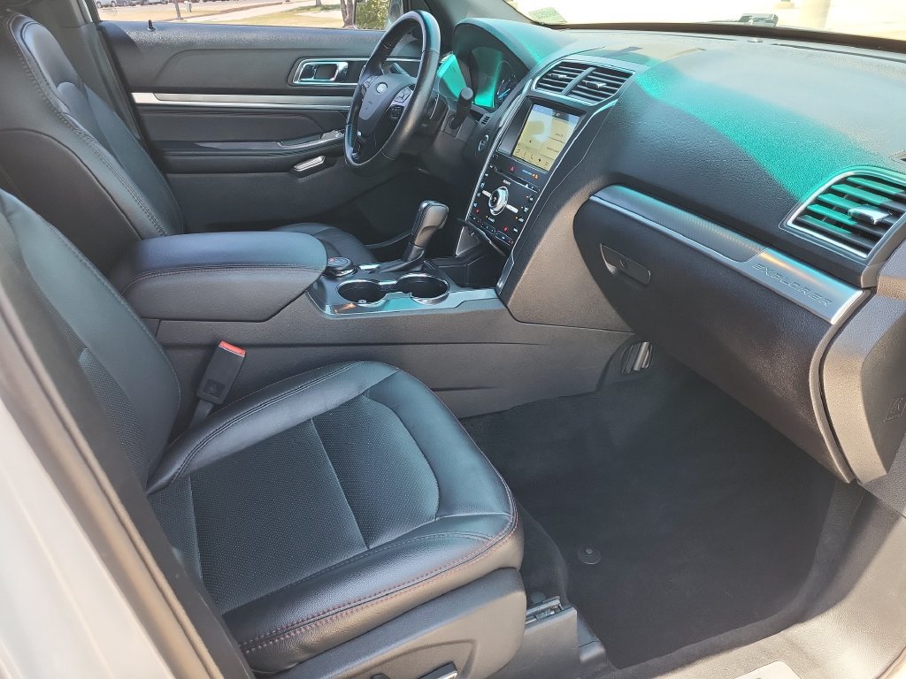 Used 2017 Ford Explorer Sport AWD/4WD image 21