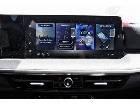 New 2026 Nissan Kicks SV image 17