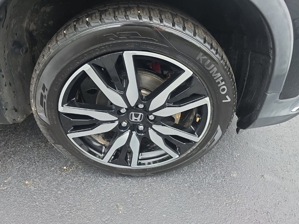 Used 2019 Honda Pilot Touring image 10