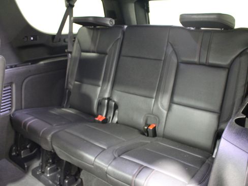 Used 2024 Chevrolet Suburban RST w/ Luxury Package AWD/4WD image 21