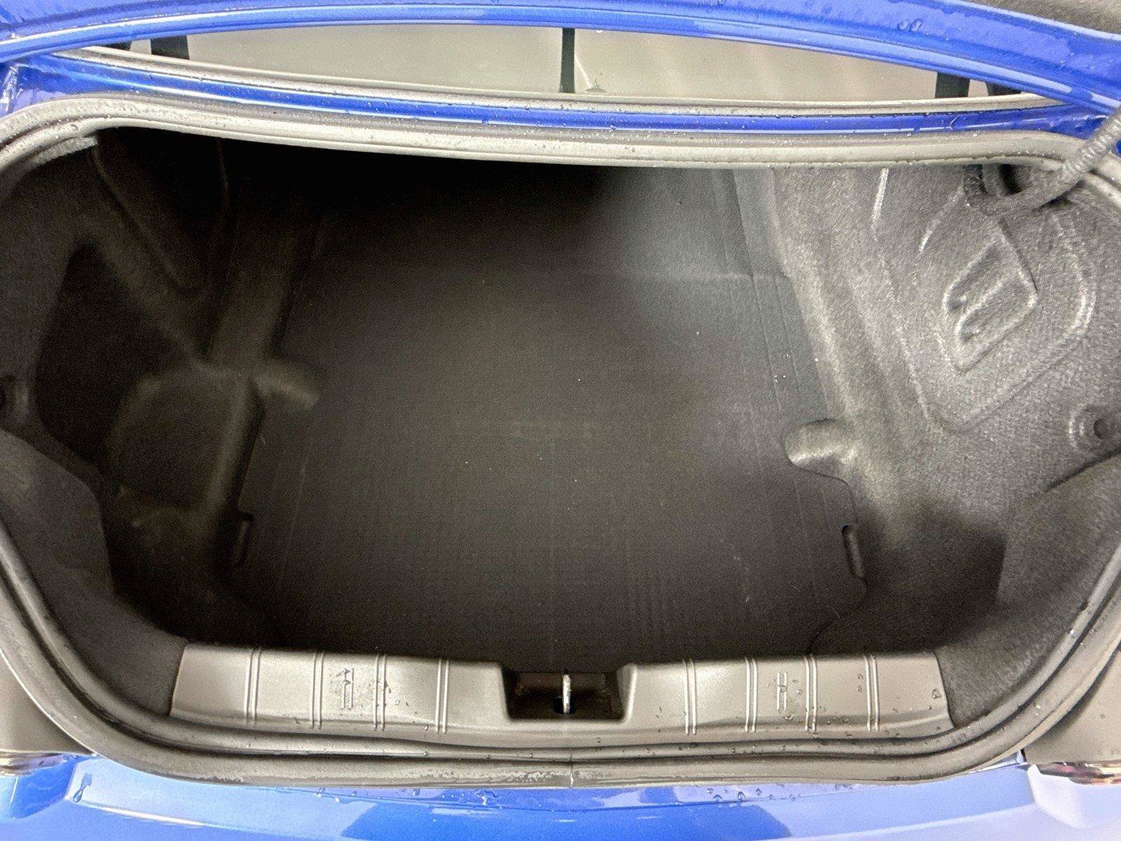 Used 2022 Chevrolet Camaro ZL1 RWD image 26
