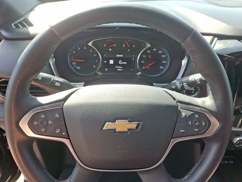 Certified 2023 Chevrolet Traverse LT w/ LT Premium Package AWD/4WD image 16