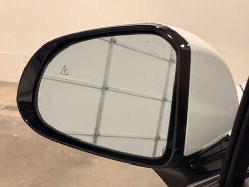 Used 2023 Hyundai Santa Fe SEL FWD image 12