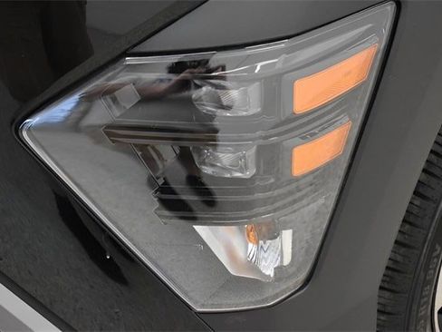 Used 2025 Hyundai Kona SEL image 14