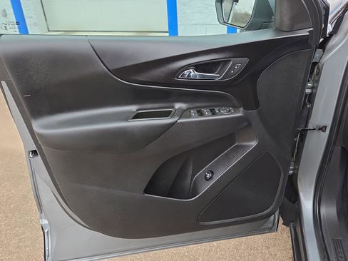 Used 2024 Chevrolet Equinox LT image 15