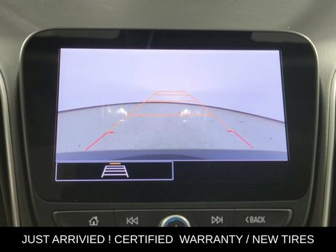 Used 2025 Chevrolet Malibu LT FWD image 34