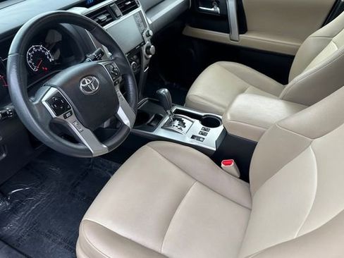 Used 2022 Toyota 4Runner SR5 Premium w/ Moonroof Package image 10