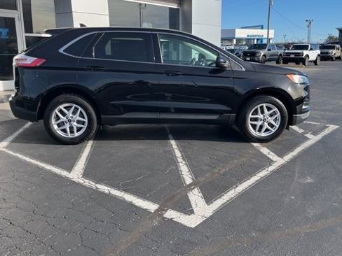 Used 2024 Ford Edge SEL image 7