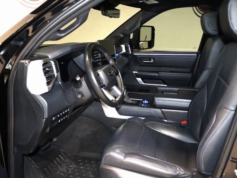 Used 2022 Toyota Tundra Platinum image 34