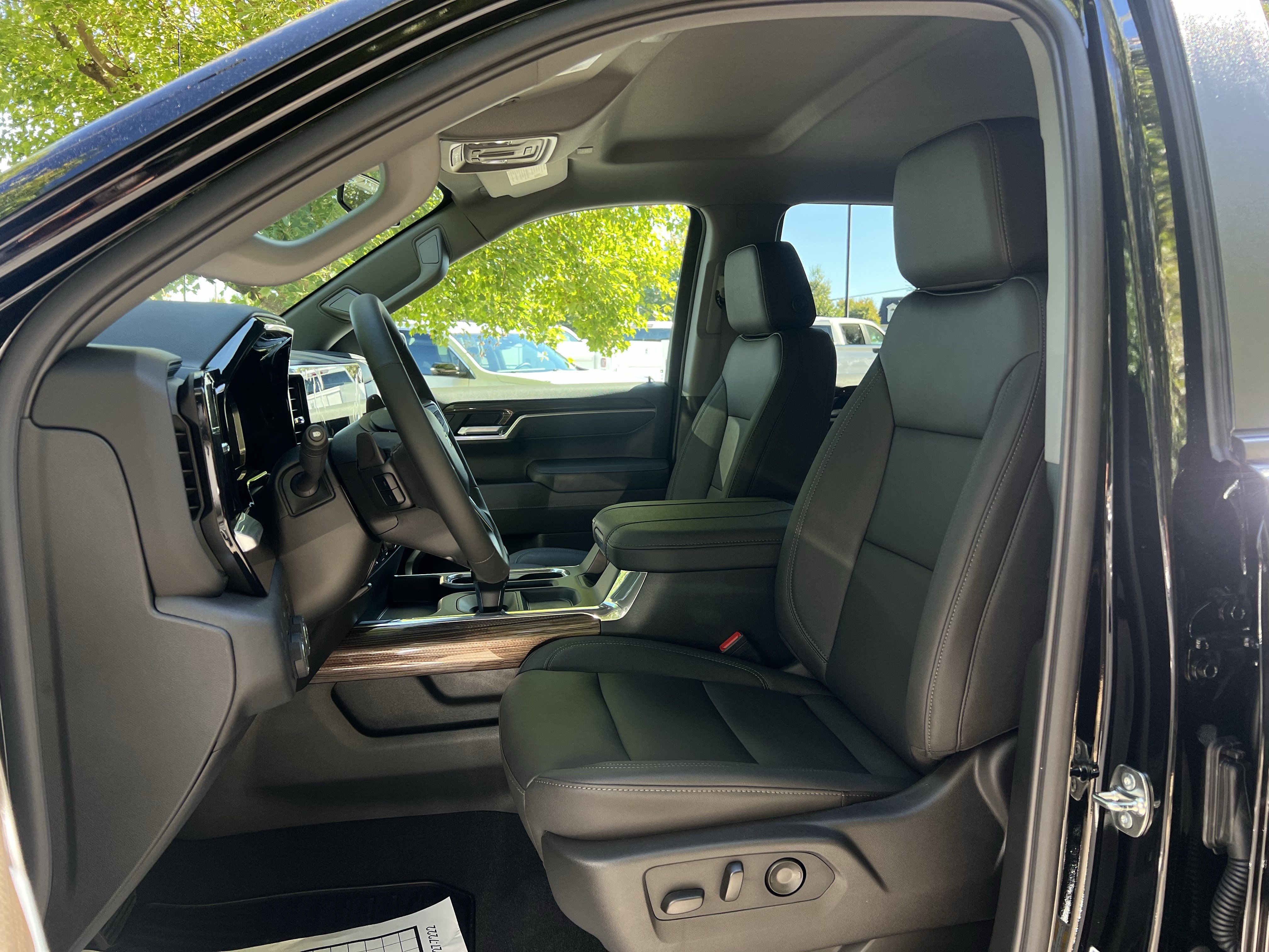 New 2026 Chevrolet Silverado 1500 RST w/ Convenience Package II AWD/4WD image 16