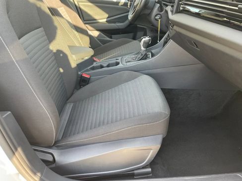 Used 2025 Volkswagen Jetta S FWD image 25