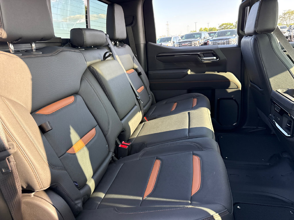 New 2026 GMC Sierra 1500 AT4 w/ AT4 Premium Package AWD/4WD image 35