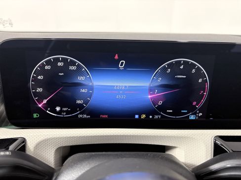 Used 2025 Mercedes-Benz CLA 250 4MATIC image 18