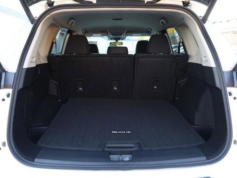 New 2026 Nissan Rogue SV image 7