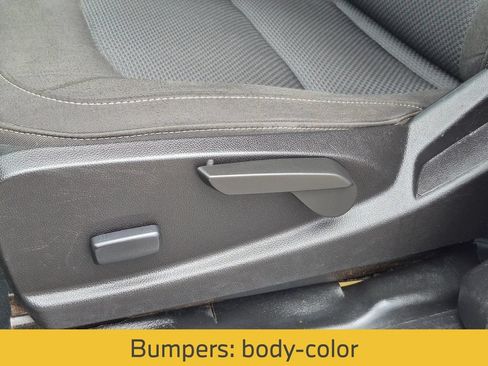 Used 2020 Chevrolet Colorado LT w/ Safety Package RWD image 18
