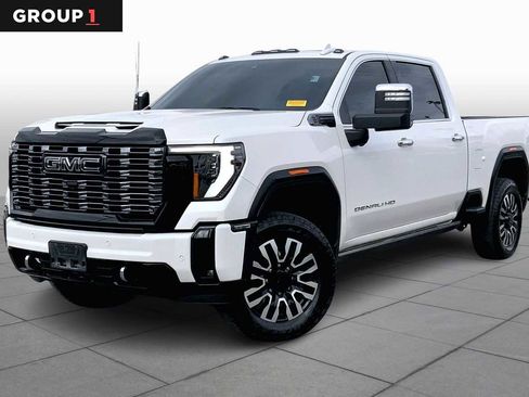 Used 2025 GMC Sierra 2500 Denali Ultimate image 1