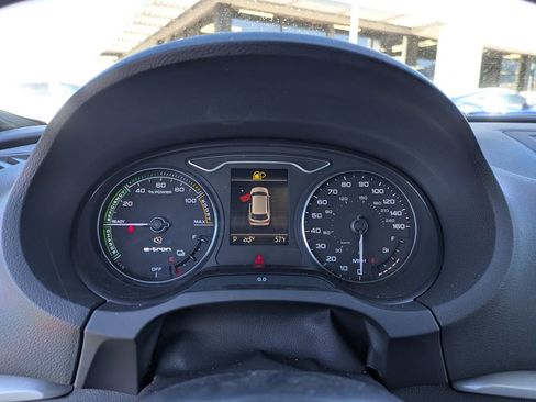 Used 2018 Audi A3 e-tron Premium w/ Sport Package image 21