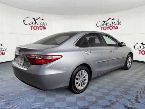 Used 2015 Toyota Camry LE FWD image 8