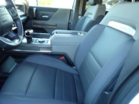 Used 2025 GMC Hummer EV 2X w/ Extreme Off-Road Package image 20