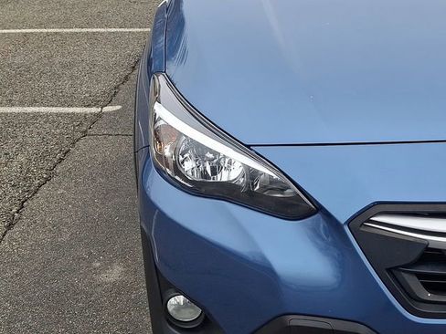 Used 2022 Subaru Crosstrek 2.0i Premium image 9