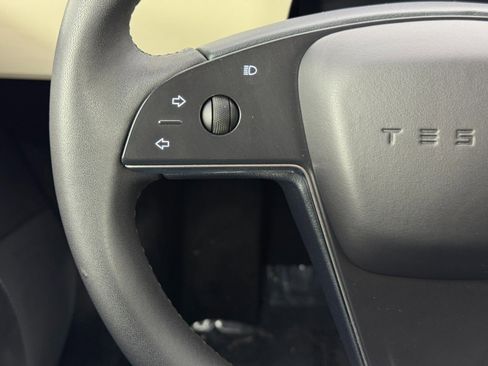 Used 2022 Tesla Model S image 20