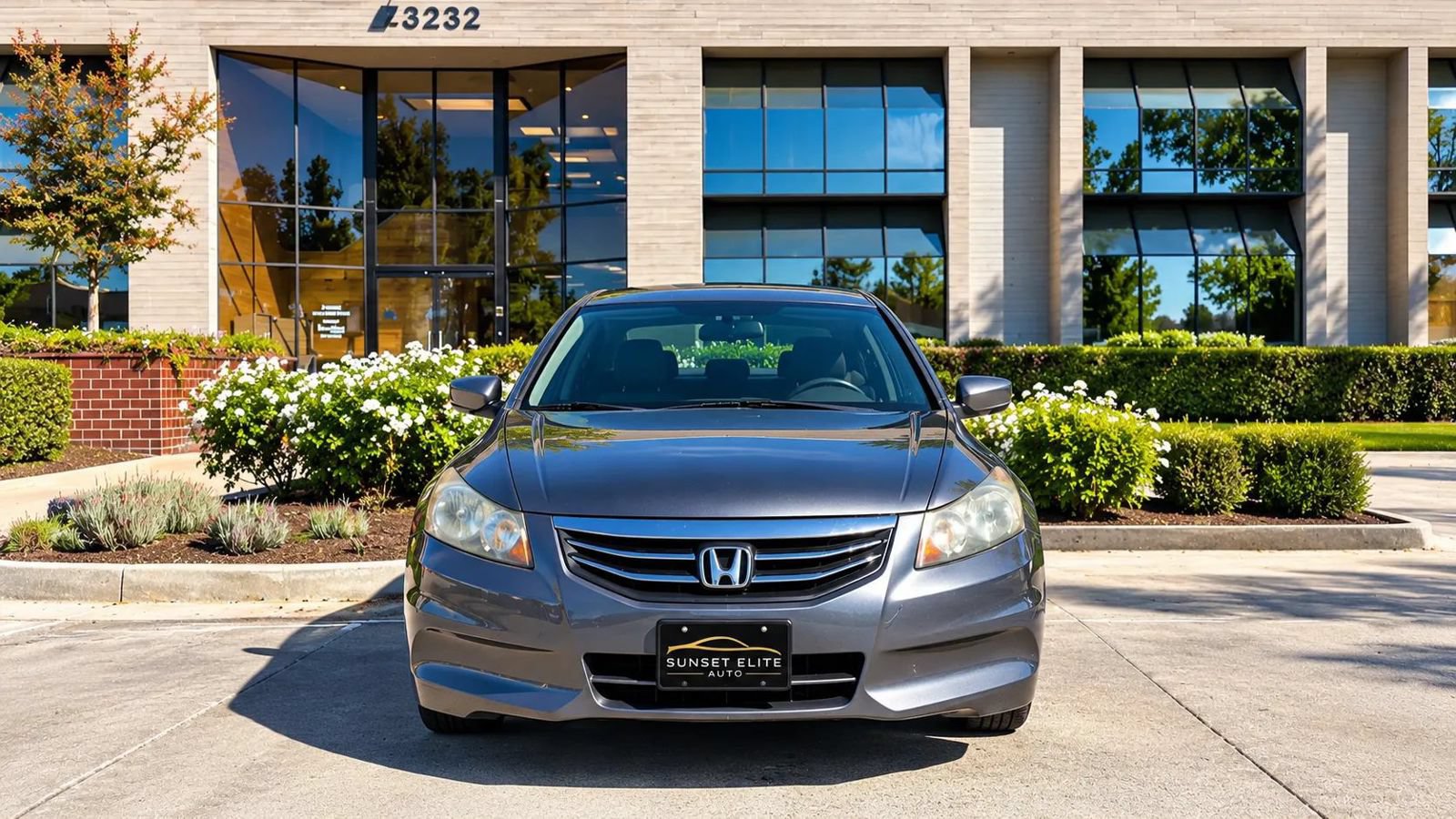 Used 2011 Honda Accord LX image 2
