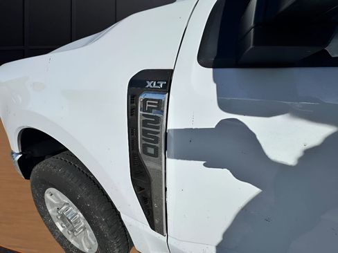 Used 2024 Ford F250 XLT image 31