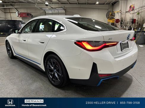 Used 2023 BMW i4 eDrive40 RWD image 6