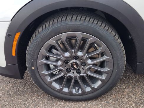 New 2026 MINI Cooper 4-Door Hardtop FWD image 7