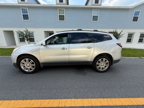 Used 2013 Chevrolet Traverse LT w/ All-Star Edition FWD image 5