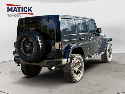 Used 2016 Jeep Wrangler Unlimited Sahara image 7