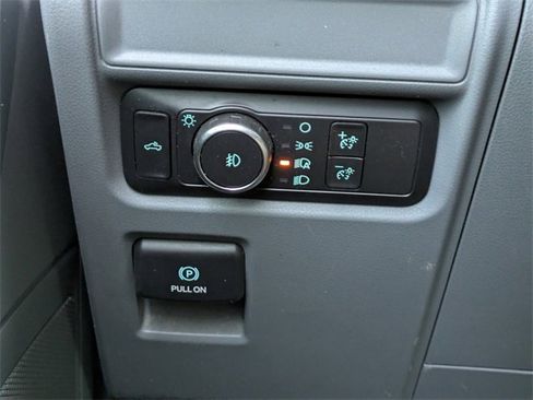 Used 2021 Ford F150 XLT w/ Trailer Tow Package image 22