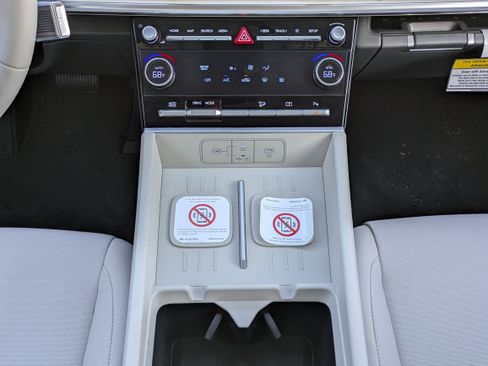 New 2026 Hyundai Santa Fe SE image 22