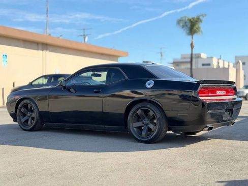 Used 2012 Dodge Challenger R/T Plus RWD image 8
