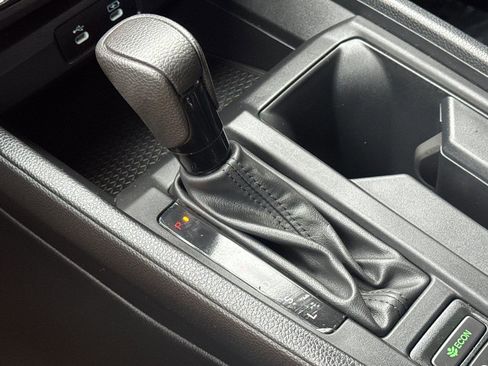 Certified 2025 Honda Accord SE image 20