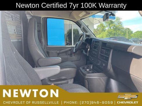 Used 2024 Chevrolet Express 2500 w/ Driver Convenience Package RWD image 14