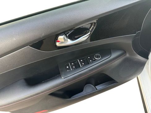 Used 2022 Kia Forte GT image 19