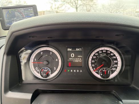 Used 2018 RAM 2500 Tradesman w/ Chrome Appearance Group image 22