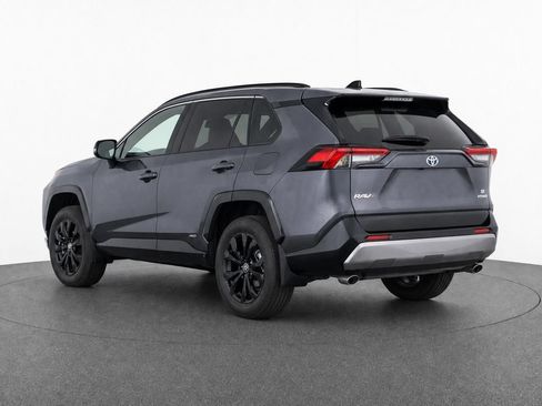 Used 2023 Toyota RAV4 SE AWD/4WD image 3