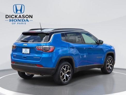 Used 2025 Jeep Compass Limited AWD/4WD image 4