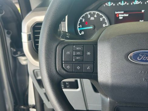 Used 2023 Ford F150 XLT image 38