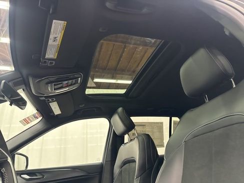 New 2025 Jeep Grand Cherokee Altitude image 27