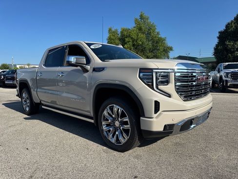 New 2026 GMC Sierra 1500 Denali w/ Denali Reserve Package AWD/4WD image 8