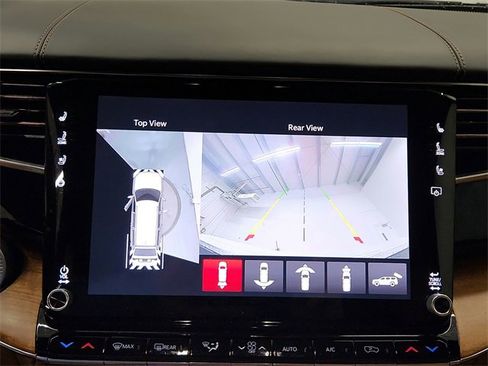 Used 2022 Jeep Grand Wagoneer Series III w/ Rear Seat Video Group 1 image 25