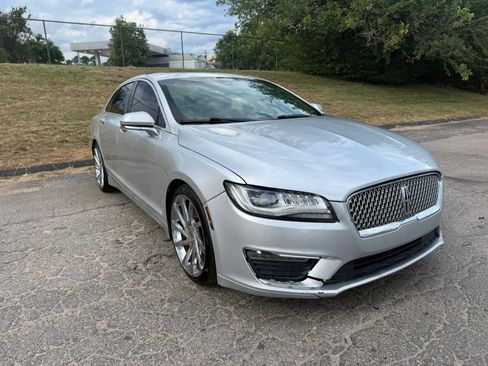 Used 2017 Lincoln MKZ Reserve FWD image 3