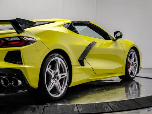 Used 2021 Chevrolet Corvette Stingray Premium Cpe w/ 3LT RWD image 27