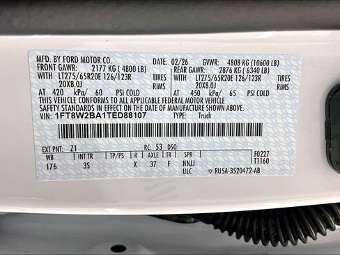 New 2026 Ford F250 XLT w/ XLT Premium Package AWD/4WD image 8