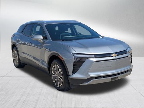 Certified 2024 Chevrolet Blazer EV LT AWD/4WD image 8