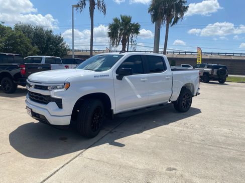 New 2026 Chevrolet Silverado 1500 RST w/ RST Select Package RWD image 3